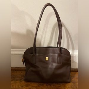 Etienne Aigner Brown Leather Shoulder Purse Gold Hardware, Feet
